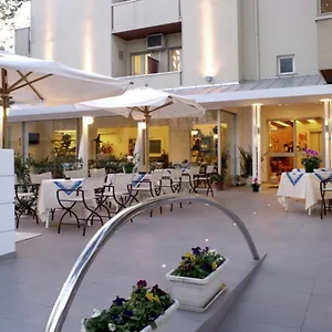 hotel-nives.riccione-hotels.org/